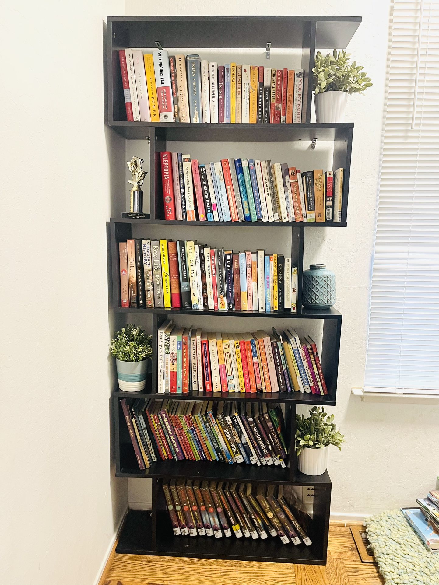 Very Beautiful Book Shelf Black