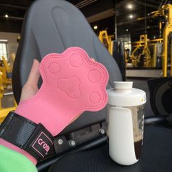 Cat Paw Weight Lifting Wrist Strap