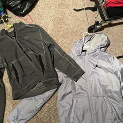 size L-XL kids sweaters