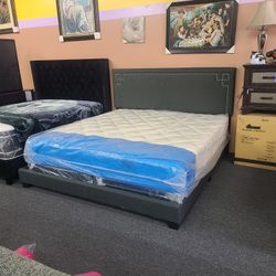 King Bed 💯 New In Box