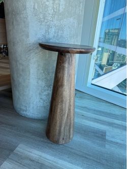 Drink or Plant Stand Wood