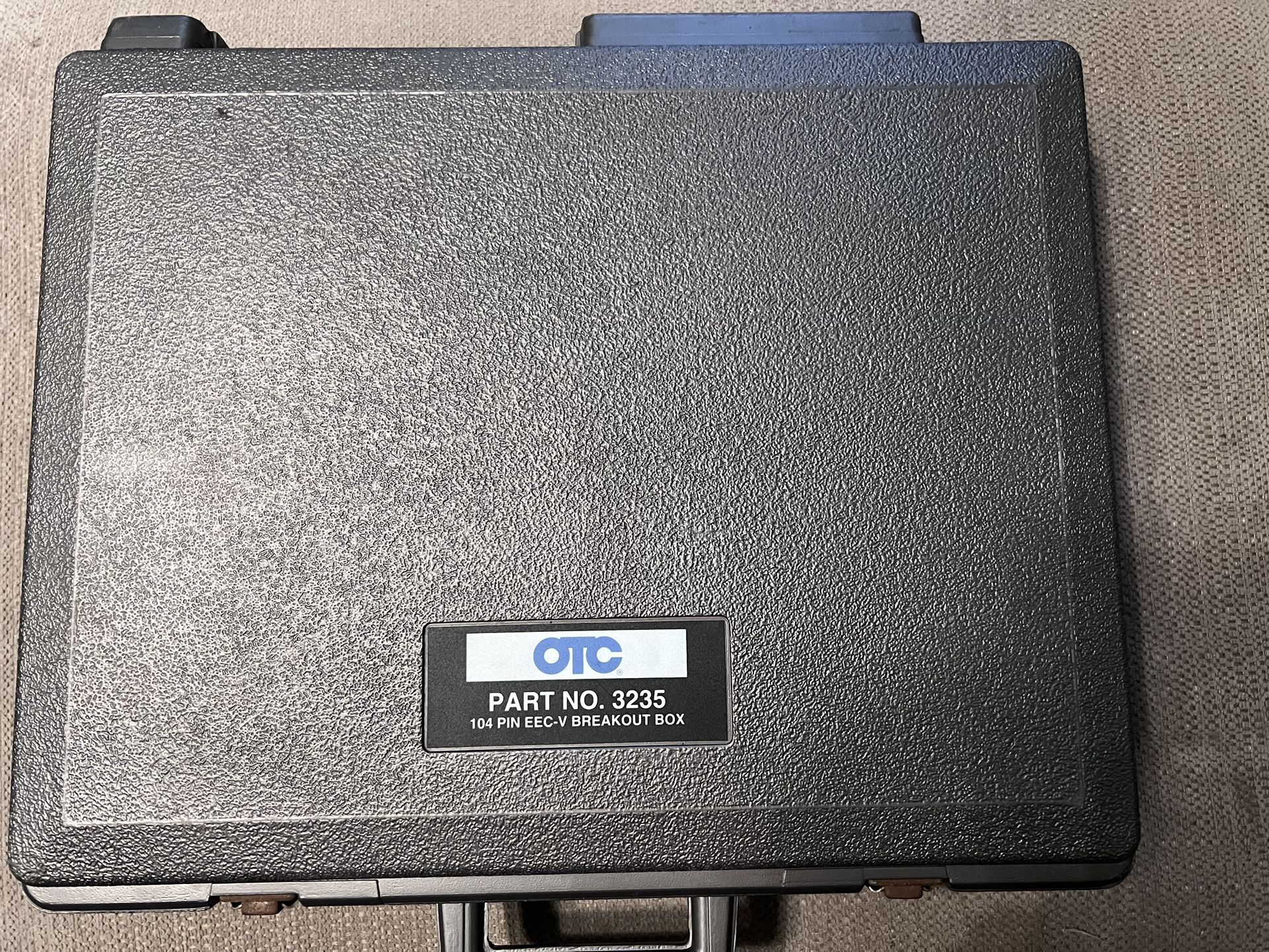 OTC 3235 Ford EEC-V 104-Pin Breakout Box