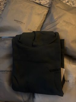 Black essential hoodie