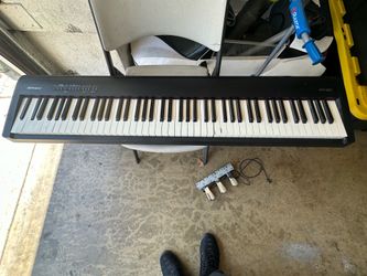 Roland key board (parts)