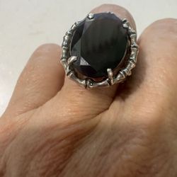Vintage Natural Red Garnet ring