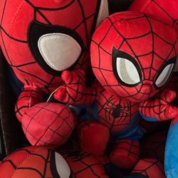 Box Of 4 Spider Man Plushies 