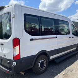 Transit  13 Passengers 2020