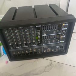 Yamaha EMX66m Powered Mixer