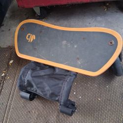 MINI BOARD STROLLER ATASHMENT  $15 PICK UP IN SUN VALLEY 