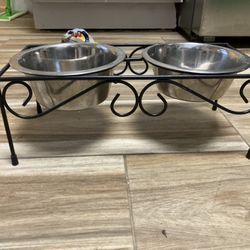 Dual Doggie Bowl