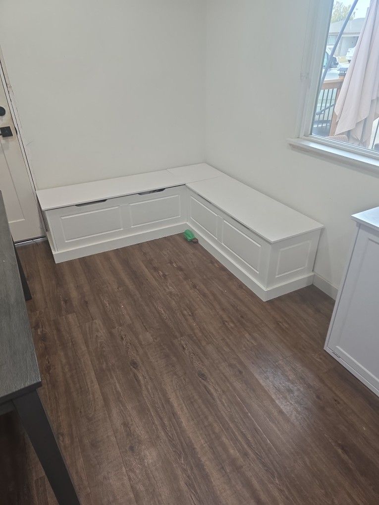 L-shaped Bench With Storage