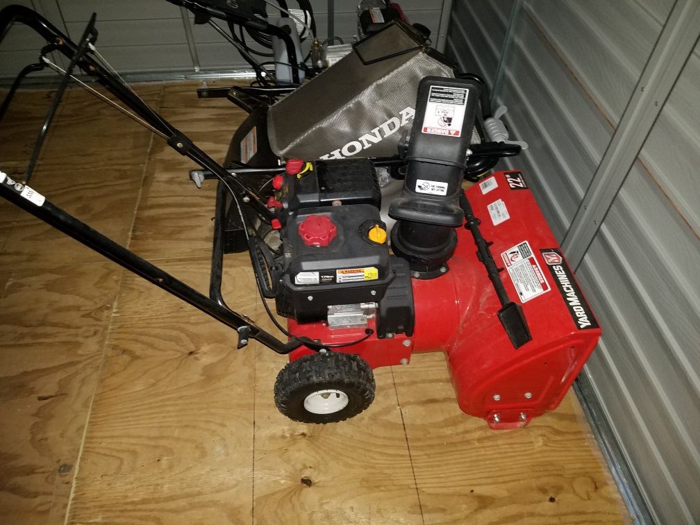 Snow blower Yard Machine 22 inch for Sale in Belvidere, IL OfferUp