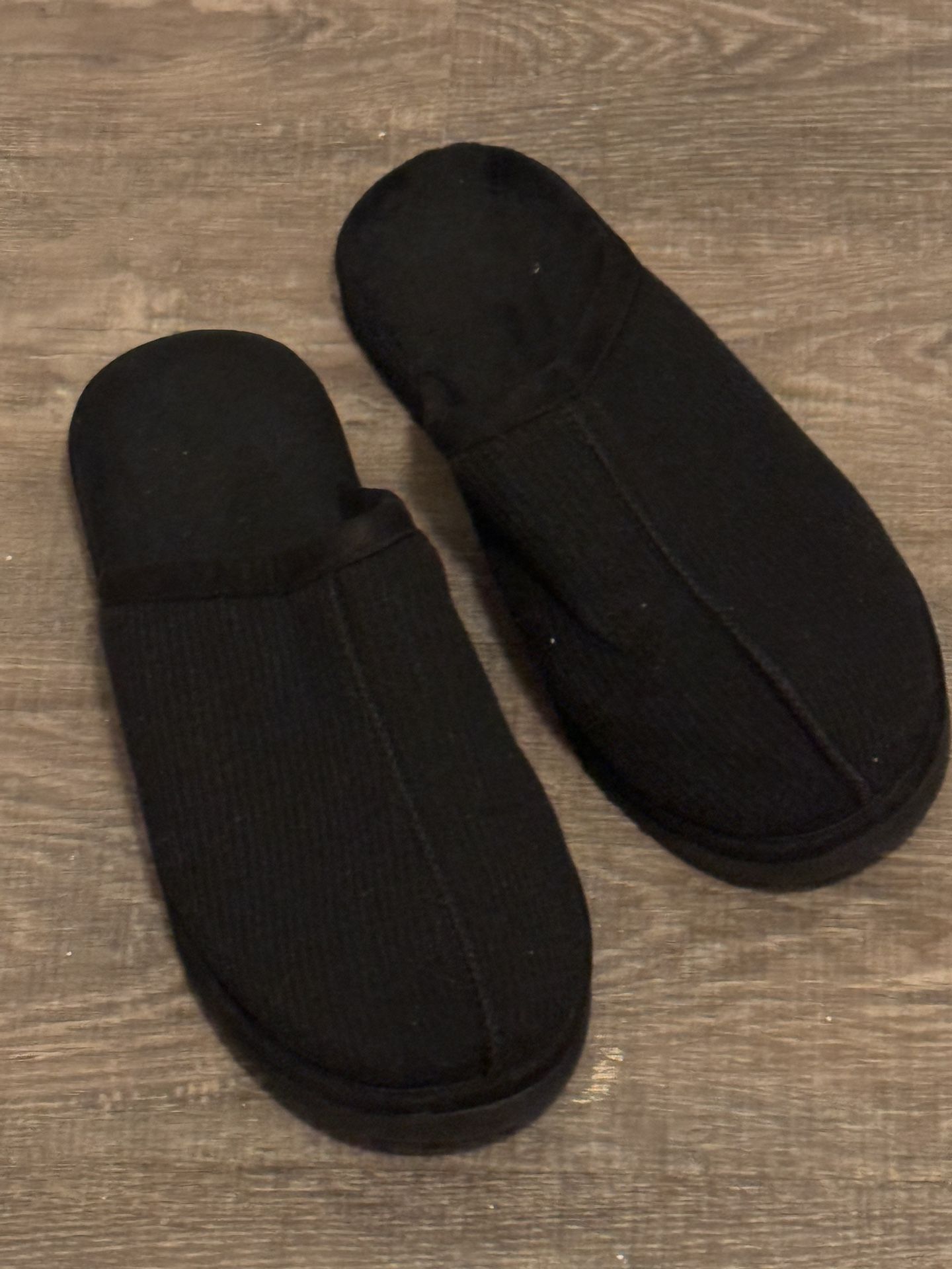Men’s Slip On Slippers Black Size 12