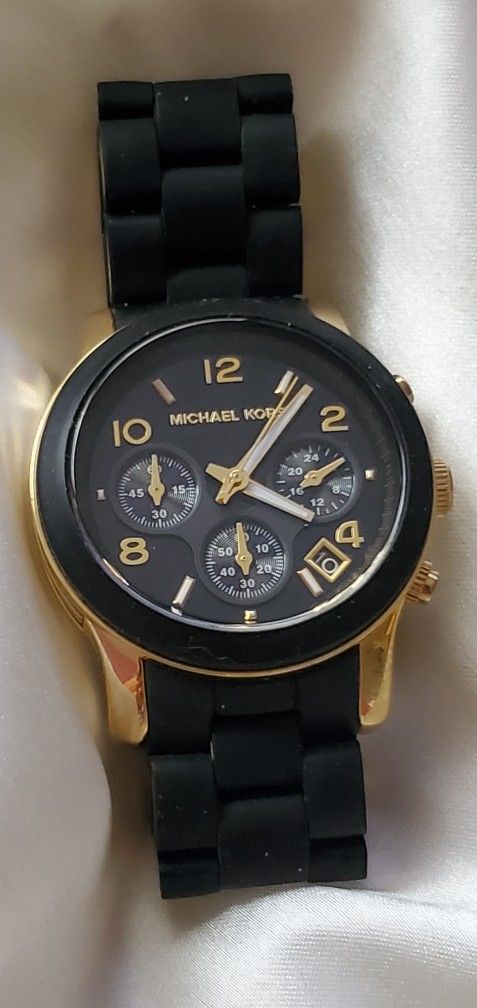 MK5191 Michael Kors Women's Small Watch