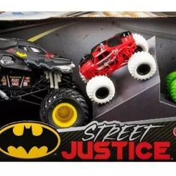 DieCast Monster-Jam Street Justice, 3 Pack (Batman, Harley Quinn, Joker) (BRAND NEW) 