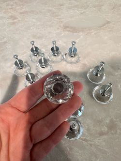 Diamond knobs