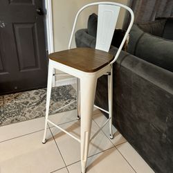 Bar Height Stools With Back 
