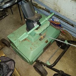 Electrick Mint Green Snowblower 