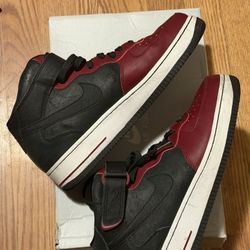 NIKE Men Air Force 1 Mid '07 Black-Team Red-White US Size 9.5 315123-032