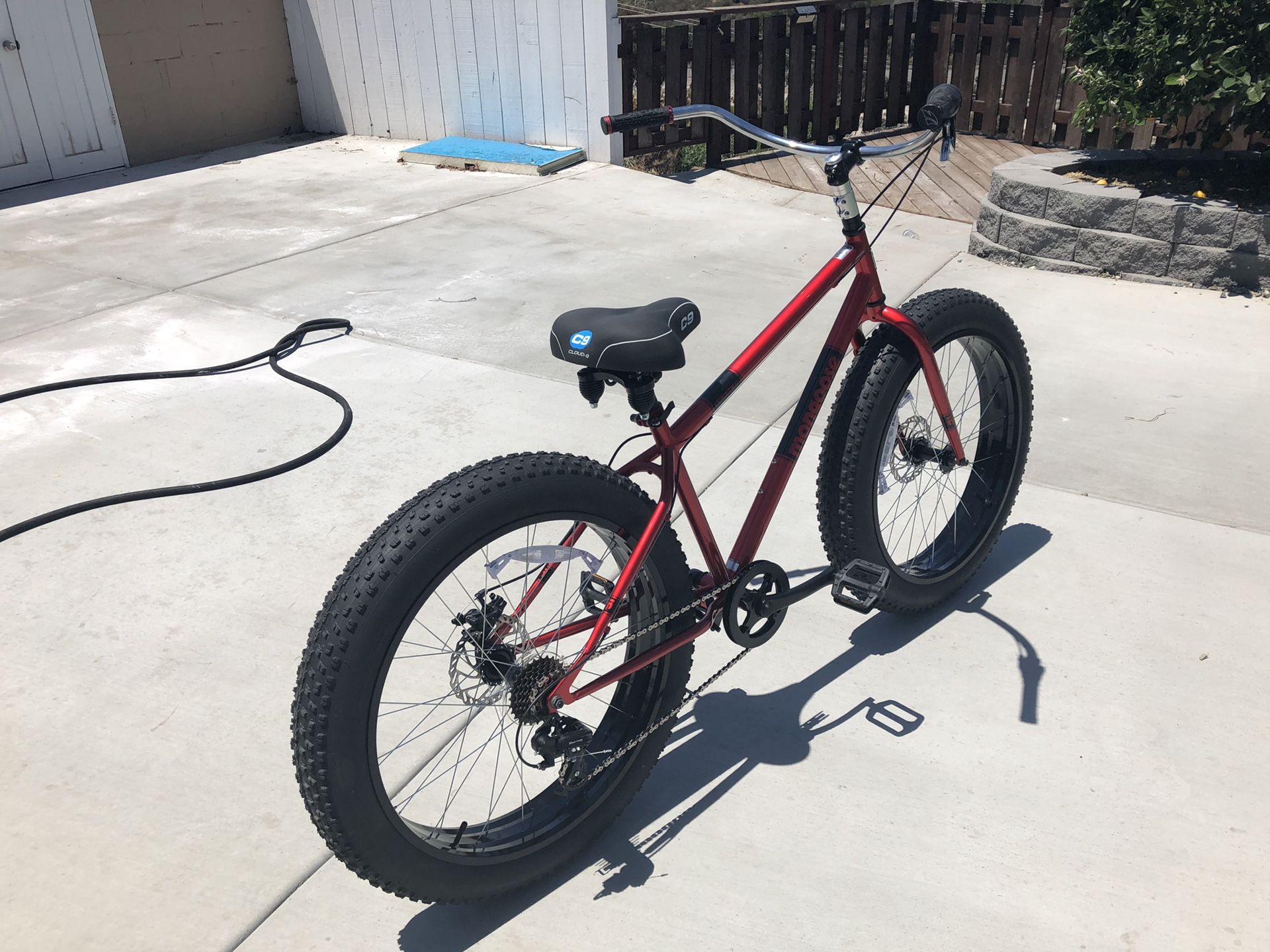 mongoose fat tire beach cruiser