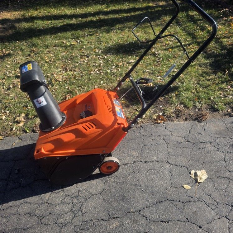 Yardmax Snowblower For Parts Or Fix 