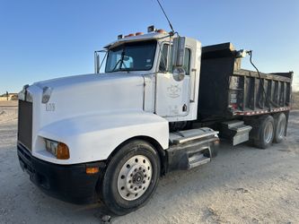1988 Kenworth T600 Dump Truck