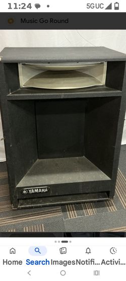 Two powered Yamaha PA cabs very loud one needs work I know the power amp works nine 0nine(contact info removed)
