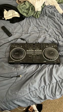 DJ Turntable (DDJ-REV1)