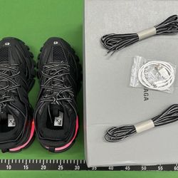 (shipping zelle and venmo only)Balenciaga Track Led