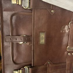 Hulsh Leather Messenger Bag