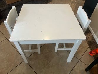 Toddler wood table by kid kraft