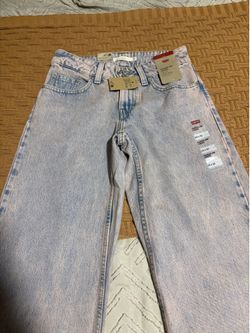 Levi’s Superlow Loose Jeans