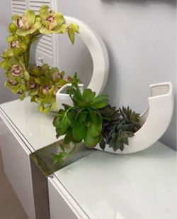 Home Decoration set of 2 pieces! From : City Furniture