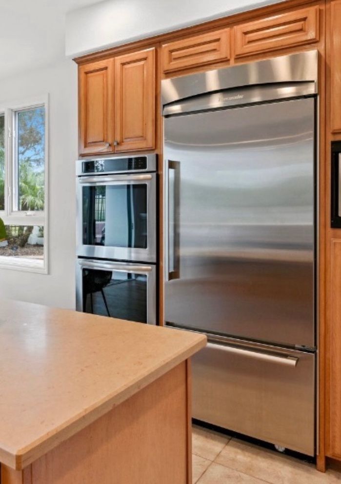 KitchenAid Double Oven-FREE