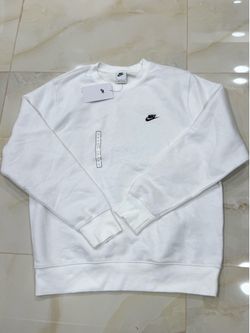 Nike white crewneck sweatshirt Size L #sweatshirt #athleisure