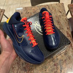 Nike Kobe V “Caitlin Clark”