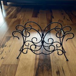 Iron Magazine Holder