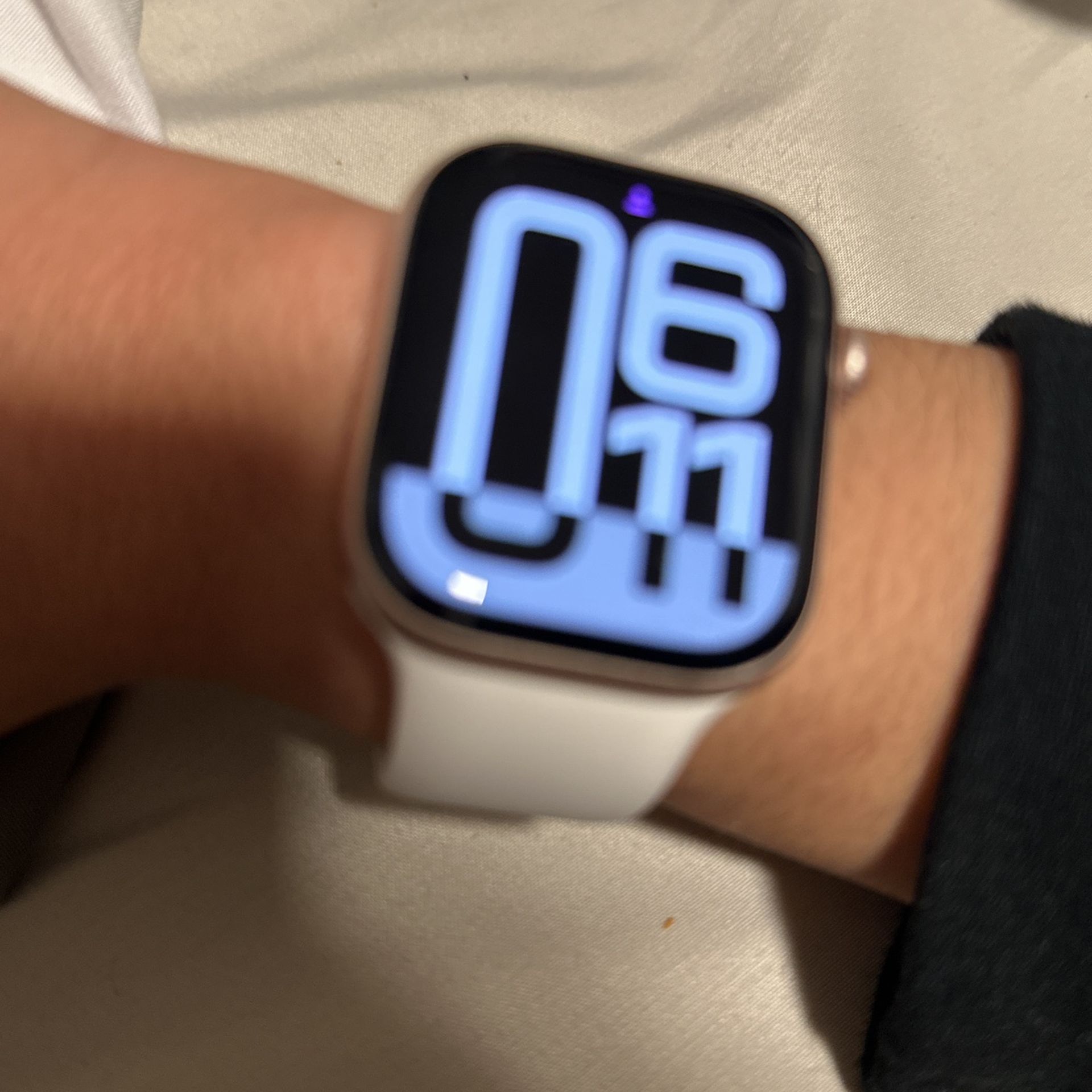 Apple Watch Series 10 Rose gold With Strap