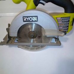 RYOBI SAW