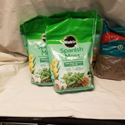 Spanish Moss. 6 Bags