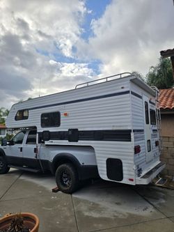 Lance 11.3" camper