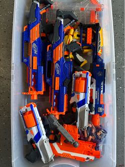 Nerf Gun bundle - x8, ammo, magazines