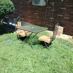 Outdoor Table With 2 Chairs