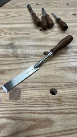 Veritas 1 inch flushing chisel