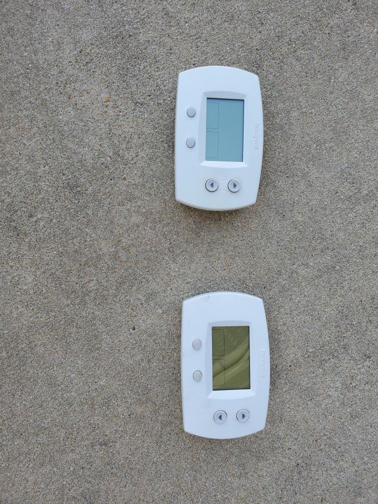 Two Honeywell TH5220D1003 Electronic Low Voltage Wall Thermostats