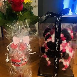 Valentines Day Baskets & Bears