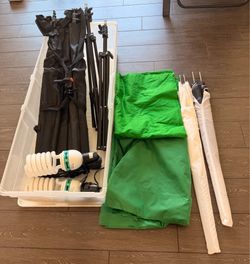 Complete Photography Studio Lighting & Green Screen Backdrop Kit