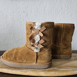 Koolaburra By Ugg Victoria Sherpa Lined Classic Chestnut Short Boot
