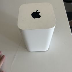 Apple Airport capsule 2TB Wifi router