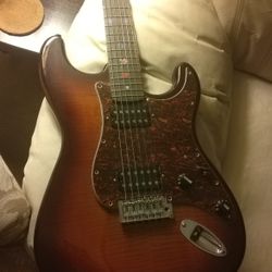 Stratocaster. (Washburn Sonamaster Deluxe)